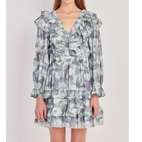 English Factory Dresses & Skirts - English Factory ruffle long sleeve babydoll dress NEW size medium rosette